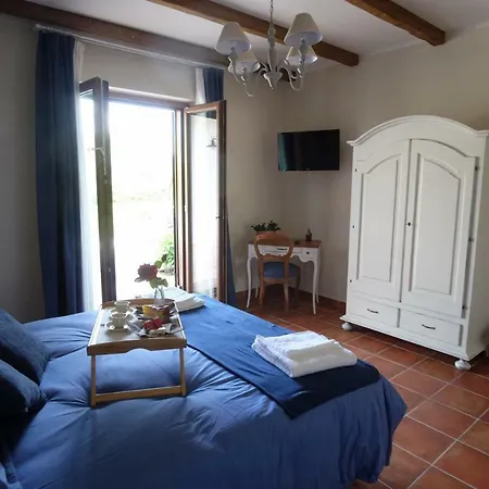 L'orto Sul Poggio Bed & Breakfast Sutri