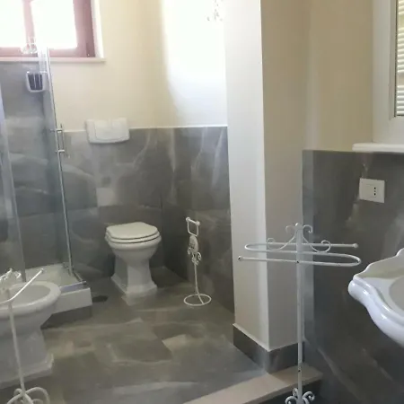 L'orto Sul Poggio Bed & Breakfast Sutri